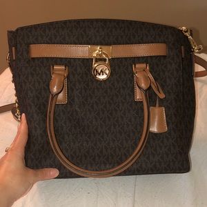 Michael Kors Shoulder Bag